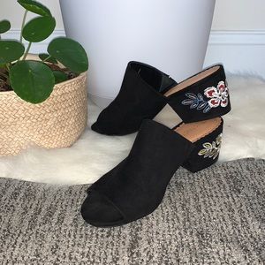 Floral Embroidered Mule Sandals